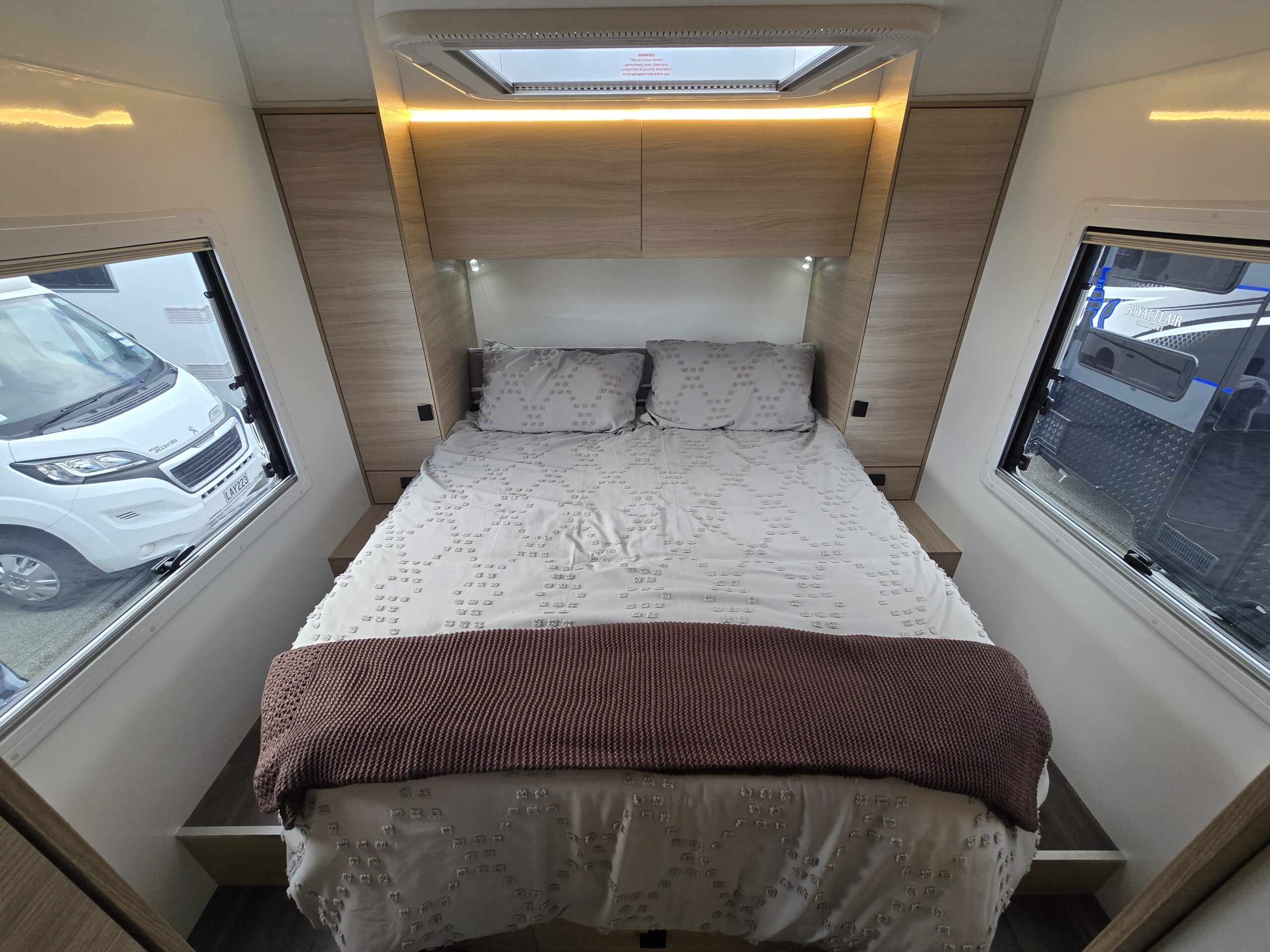 
										2025 Suncamper Sovereign Q-2 Mercedes-Benz full									